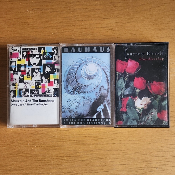 Siouxsie And The Banshees, Bauhaus, Concrete Blonde - 80s & 90s Tapes (Lot of 3) - Picture 2 of 8